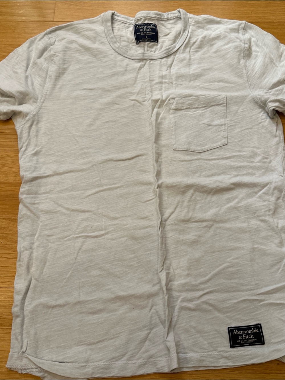 Abercrombie & Fitch Men's Light Blue Pocket Tee